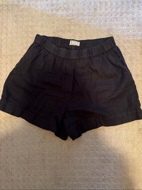 Everlane Black High-Waist Linen Blend Shorts